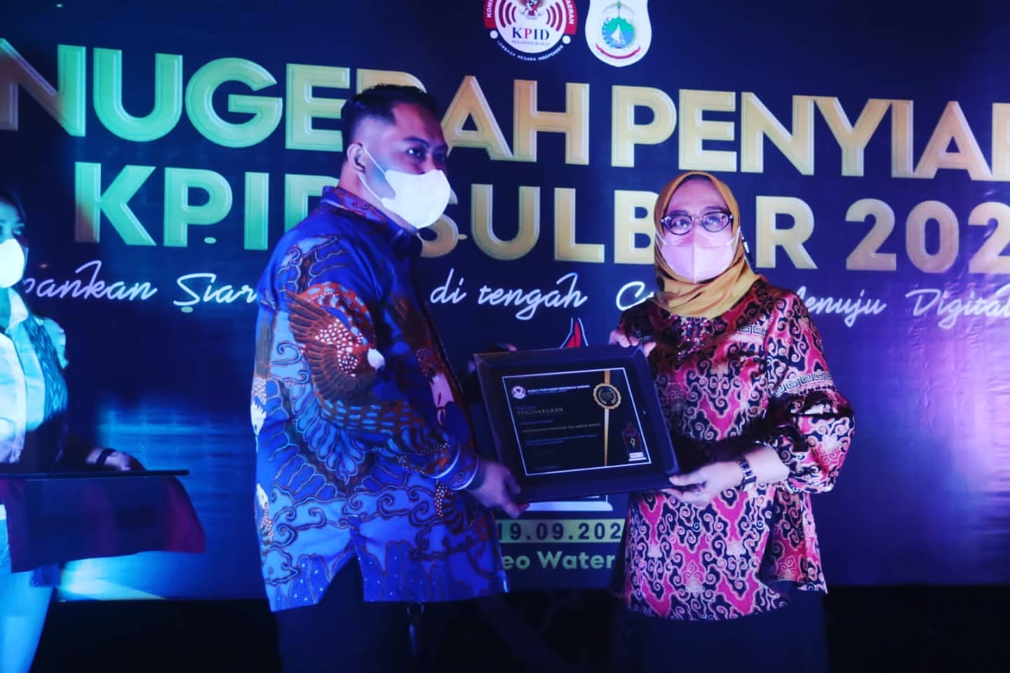 Wagub Enny Hadiri Acara Anugerah Penyiaran KPID Sulbar 
